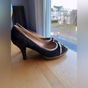 Sofft- Brown Pumps with Gold details
